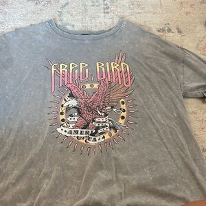 Lizard Thicket Gray Free Bird Graphic Tee